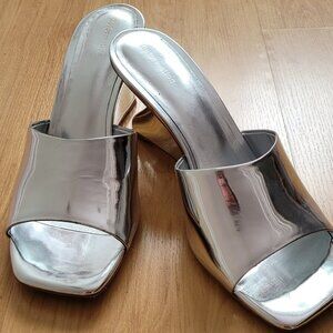 Reformation Mirror Slide